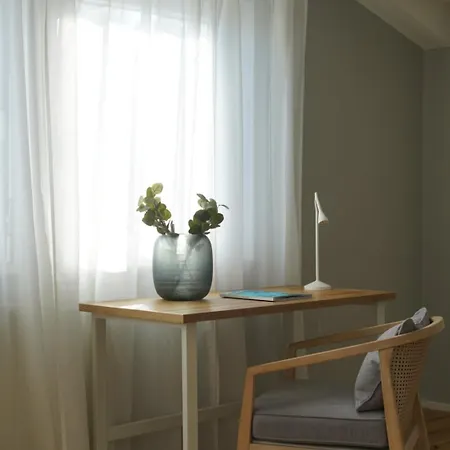 Quiet Design With Free Parking Apartamento *