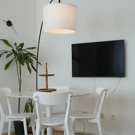 Quiet Design With Free Parking Graz